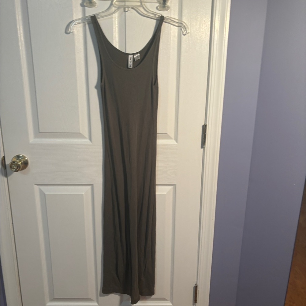 NWOT H&M Midi army green dress